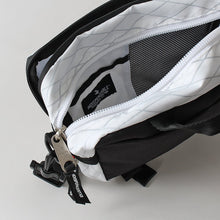 Load image into Gallery viewer, Indispensable Trip Dinky X Shoulder Bag