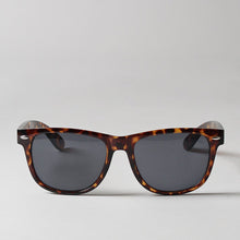 Load image into Gallery viewer, Urban Industry Stafford Sunglasses
