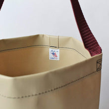 Load image into Gallery viewer, Snow Peak Medium Collapsible Camping Bucket
